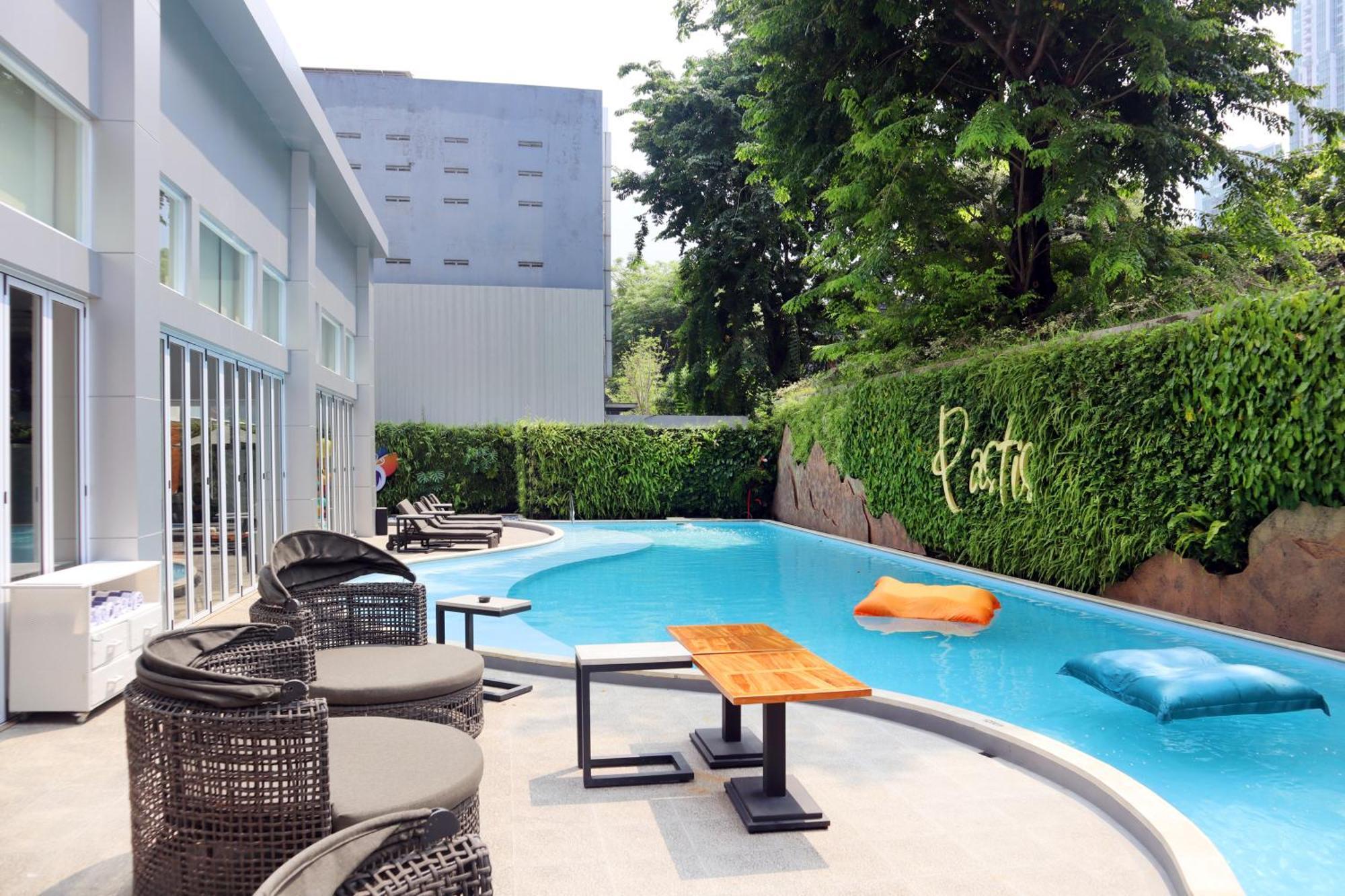 Oakwood Suites Kuningan จาการ์ตา ภายนอก รูปภาพ