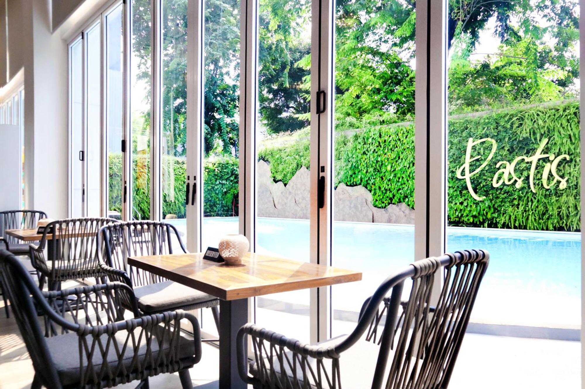 Oakwood Suites Kuningan จาการ์ตา ภายนอก รูปภาพ