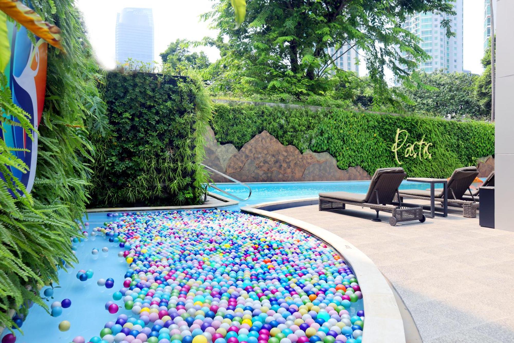 Oakwood Suites Kuningan จาการ์ตา ภายนอก รูปภาพ