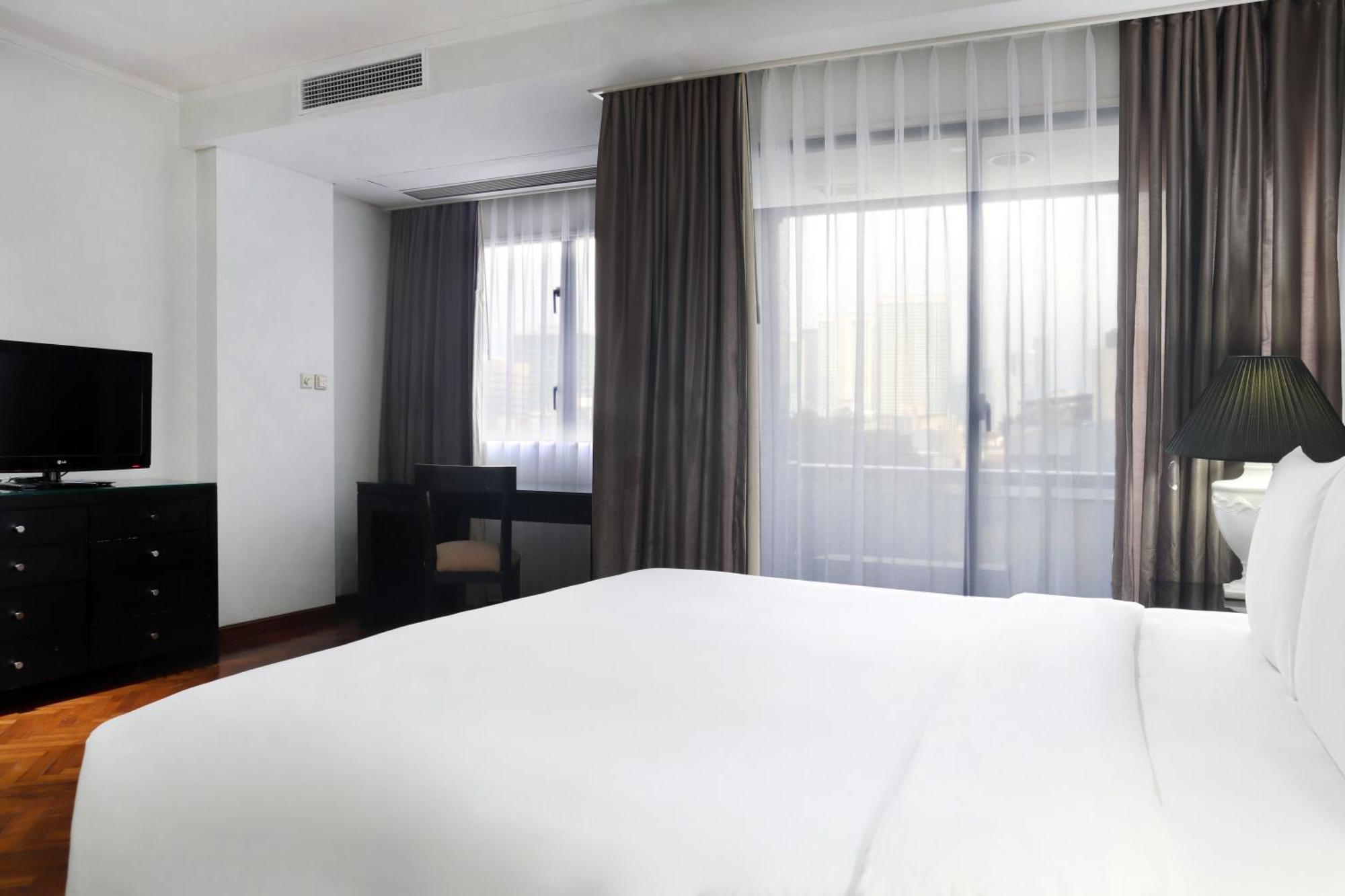 Oakwood Suites Kuningan จาการ์ตา ภายนอก รูปภาพ