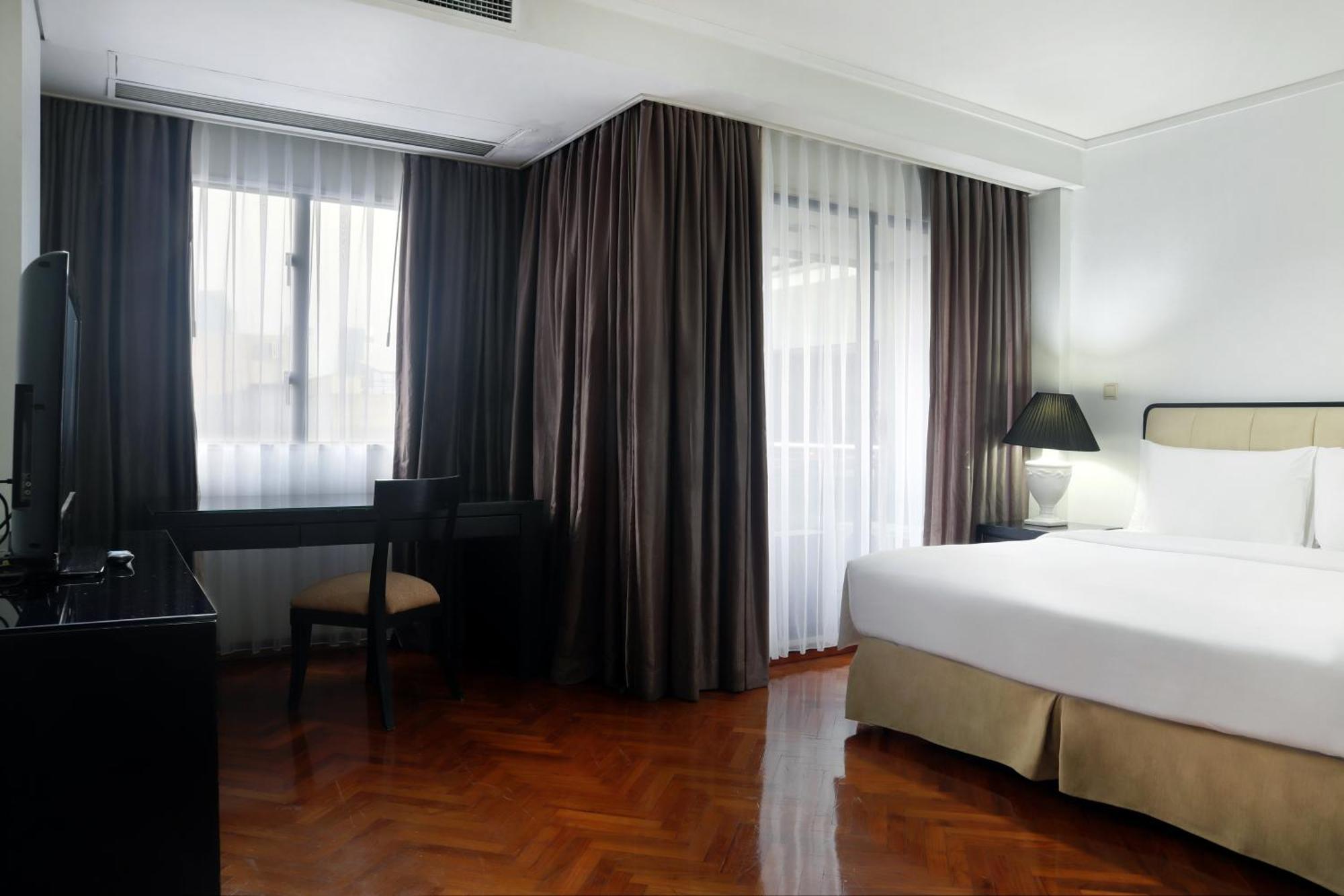 Oakwood Suites Kuningan จาการ์ตา ภายนอก รูปภาพ