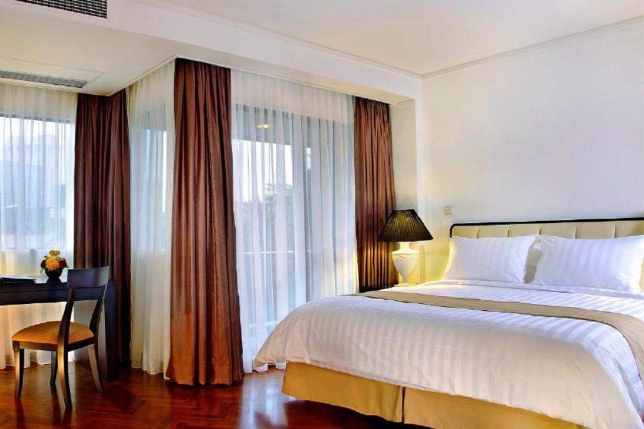 Oakwood Suites Kuningan จาการ์ตา ภายนอก รูปภาพ